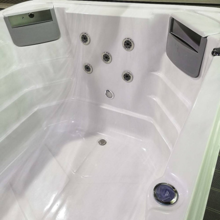 Плавательный СПА бассейн с противотоком Bigeer Ветро